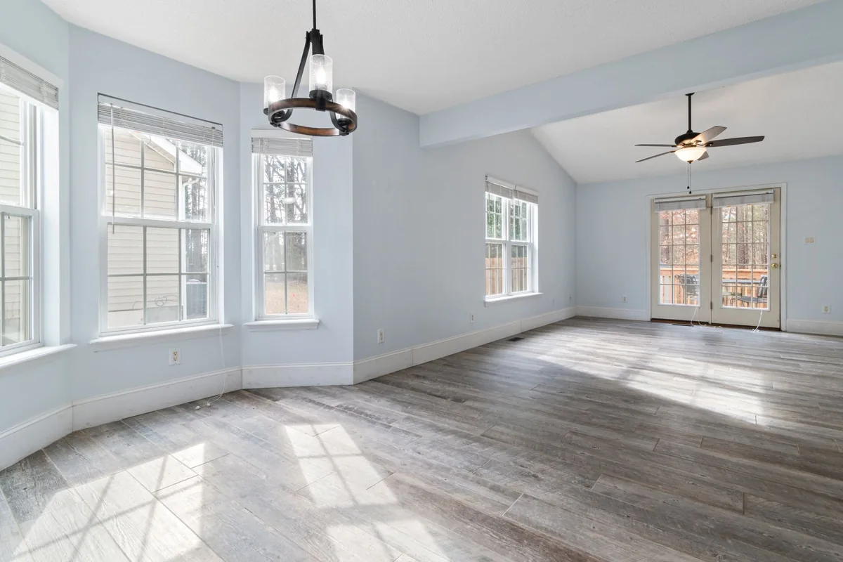 Clean, safe room after biohazard cleanup in Jamaica Hills / Briarwood, New York, NY